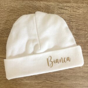 Bonnet de naissance